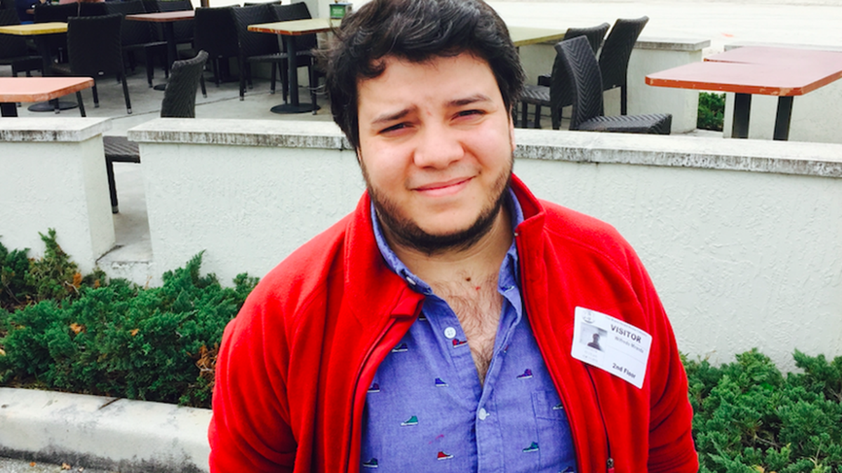 Wilfredo Miranda, periodista nicaragüense exiliado y ganador del Premio Rey de España, en una imagen tomada en Doral.