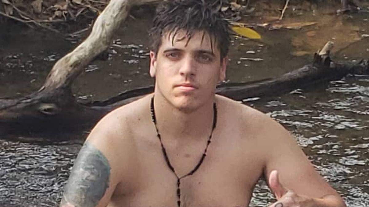 Cristian Mena, de 23 años, cumple la riesgosa travesía desde Nicaragua hasta la frontera de Estados Unidos.
