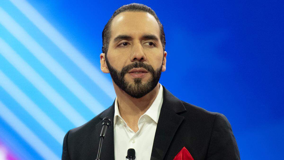 El presidente de El Salvador, Nayib Bukele, participa en la conferencia conservadora CPAC, el 22 de febrero de 2024, en National Harbor, Maryland.