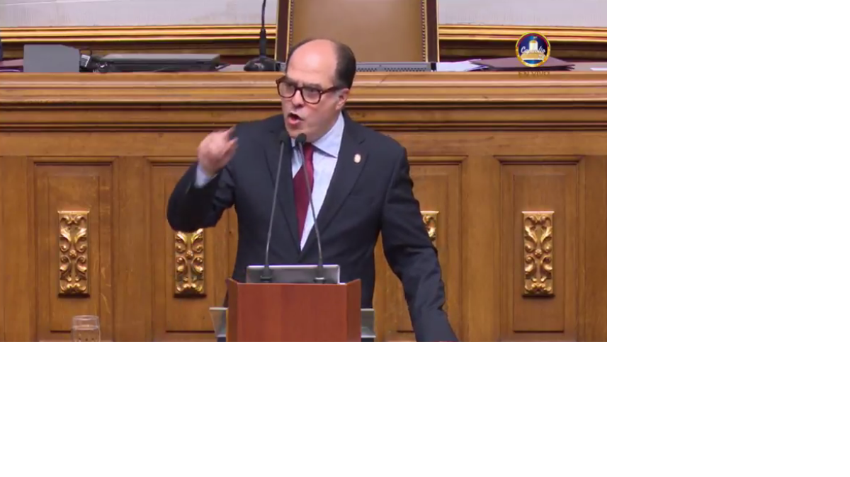 El diputado Julio Borges, nuevo presidente de la Asamblea Nacional de Venezuela, da un discurso en el parlamento el jueves 5 de enero de 2017 en Caracas. 