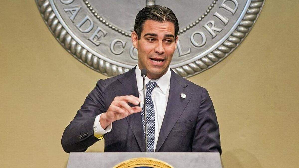 El alcalde de Miami Francis Suárez en el momento en que rindió cuentas sobre el Estado de la Ciudad en el 2018.