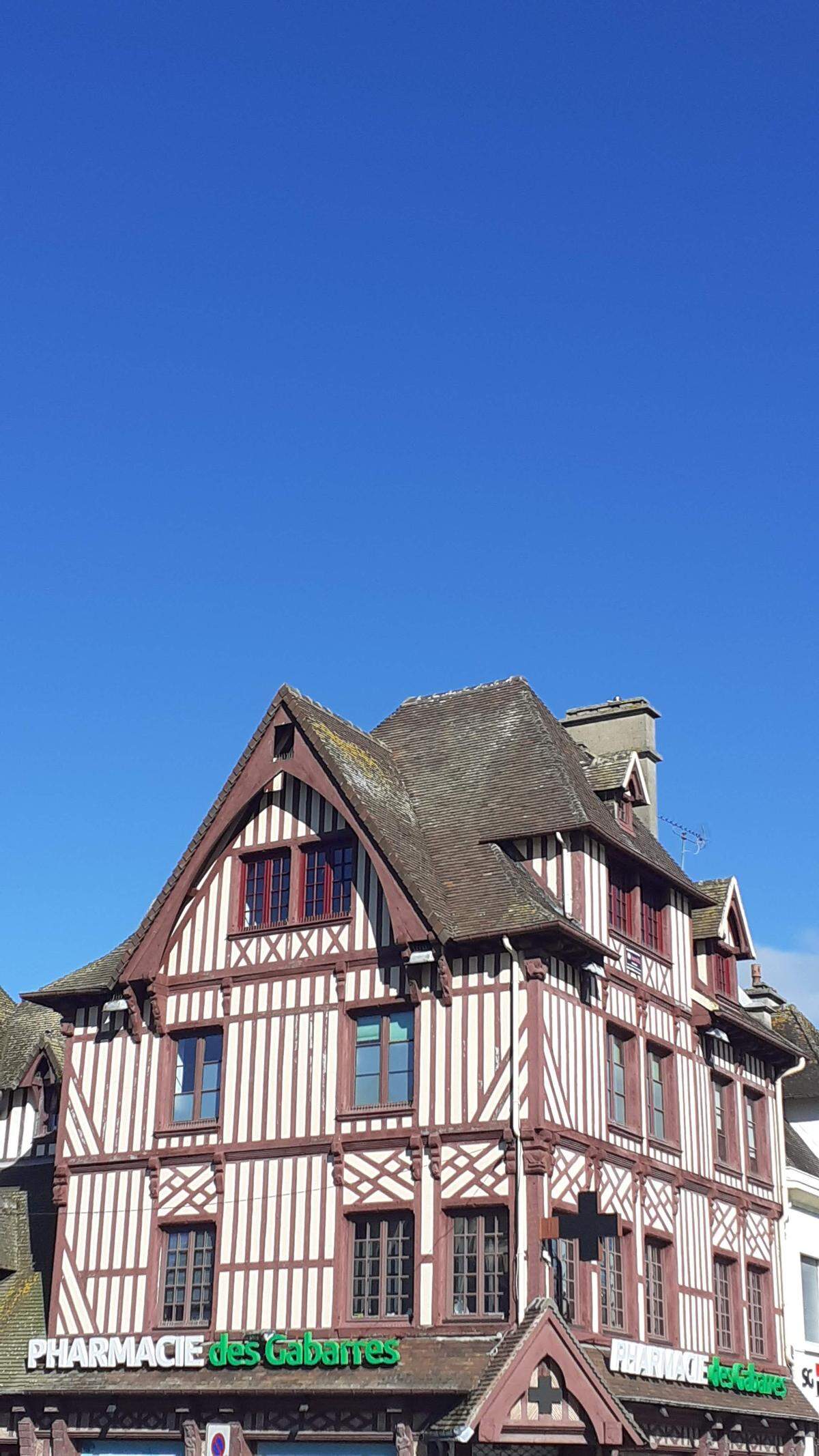 Una casa de entramado de madera en Pont l’Evêque.