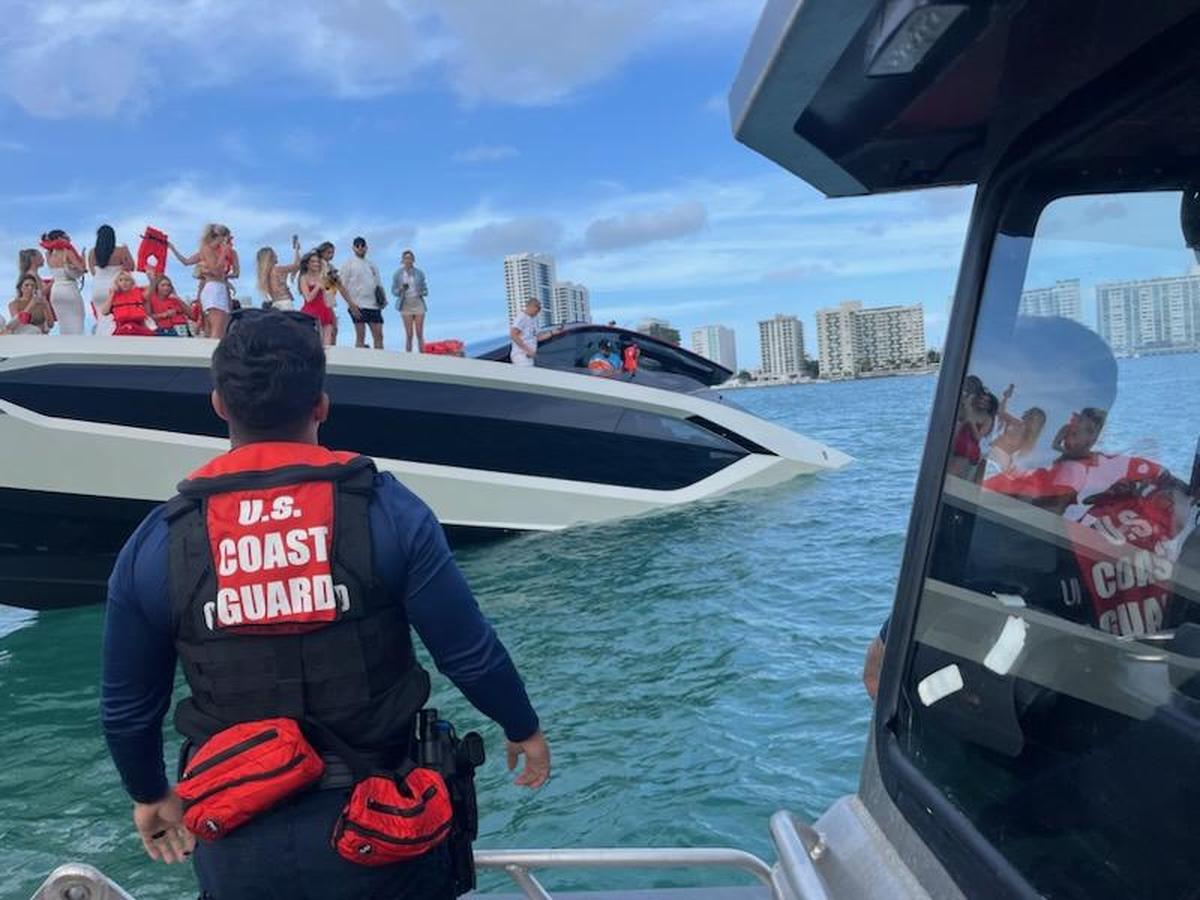 El rescate se realizó cerca de 22 Star Island Dr. and Flagler Monument Island el sábado 3 de mayo de 2025.