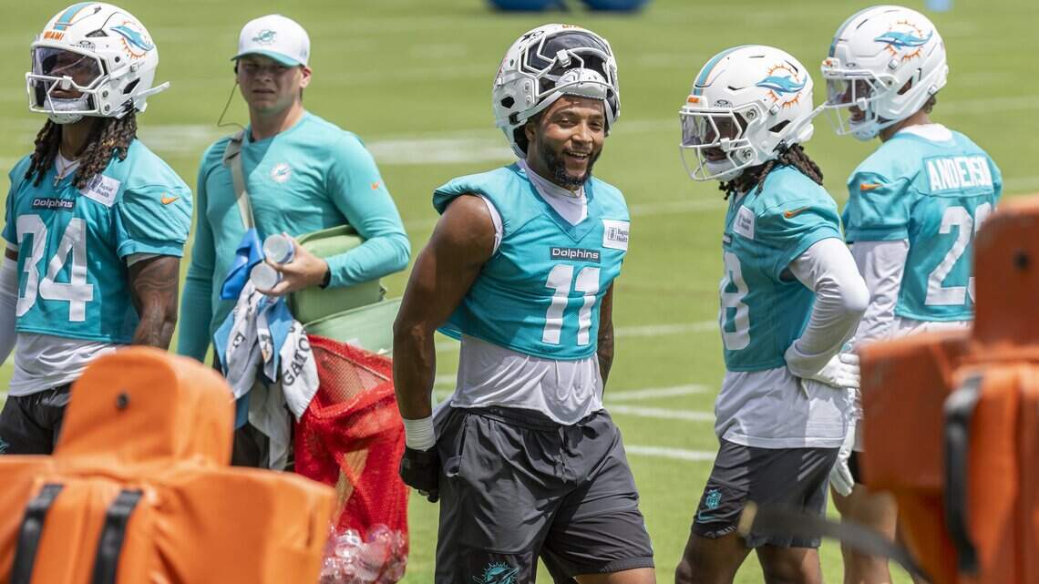 Entrena fuerte y aprende rápido. ¿Por qué los Dolphins esperan mucho de este joven jugador?