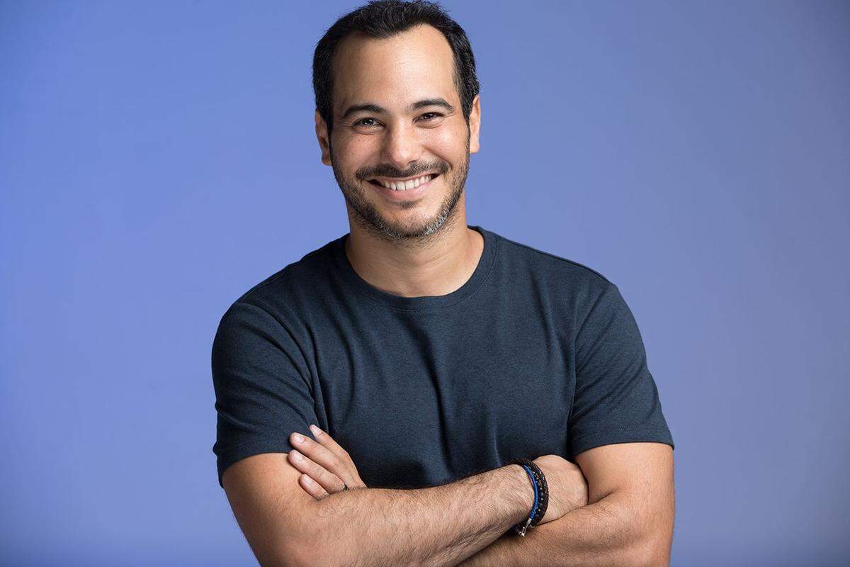 El actor Carlos Enrique Almirante presenta dos películas en el Festival de Cine de Miami, ‘Eva y Adán en Miami’ y ‘Comandante Fritz’.
