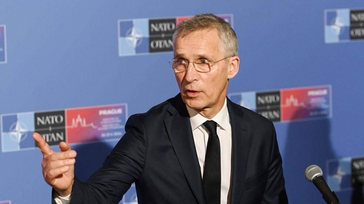 El secretario general de la alianza atlántica OTAN, Jens Stoltenberg, sostuvo que un flujo permanente de armamento occidental es vital para conseguir la paz en Ucrania, a la vez que hizo un llamado para hacer pagar a China por su apoyo a Rusia.
