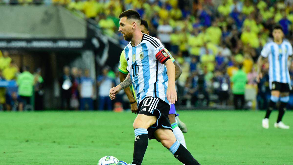 Como se esperaba, Lionel Messi fue incluido en la lista del entrenador argentino Lionel Scaloni para los partidos de preparación de la selección para la Copa América contra Ecuador el 9 de junio en Chicago, y Guatemala el 14 de junio en Landover, Maryland