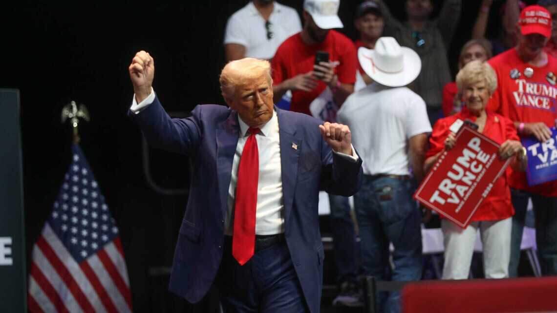 Trump gana en Arizona y culmina con victoria en los siete estados clave en las elecciones en Estados Unidos