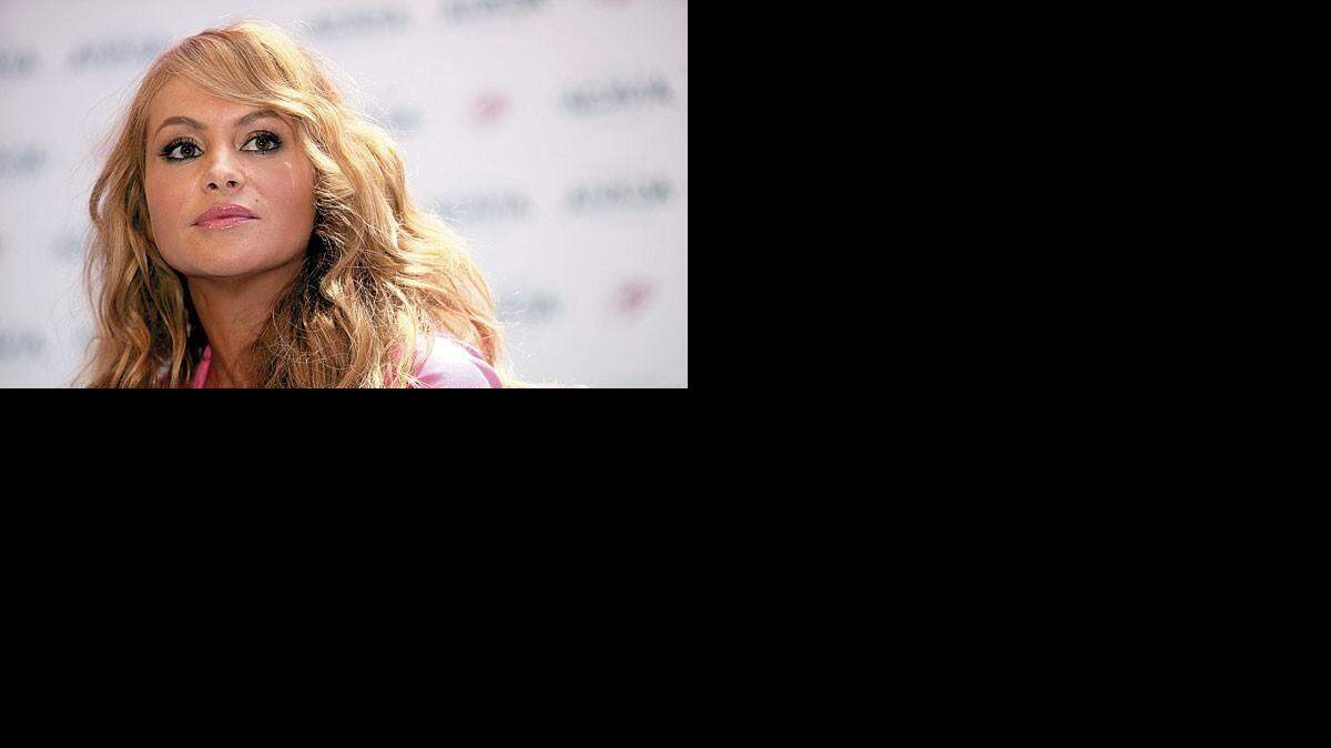 Paulina Rubio.