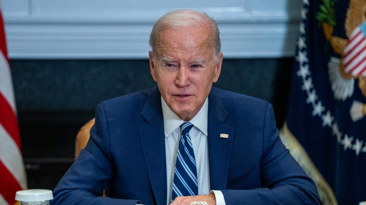 El presidente Joe Biden dice que trabaja por la “solución de dos Estados” como la “única manera de garantizar la seguridad a largo plazo” tanto de israelíes como de palestinos. En la foto, Biden se reúne con su gabinete de gobierno, el 21 de noviembre de 2023.