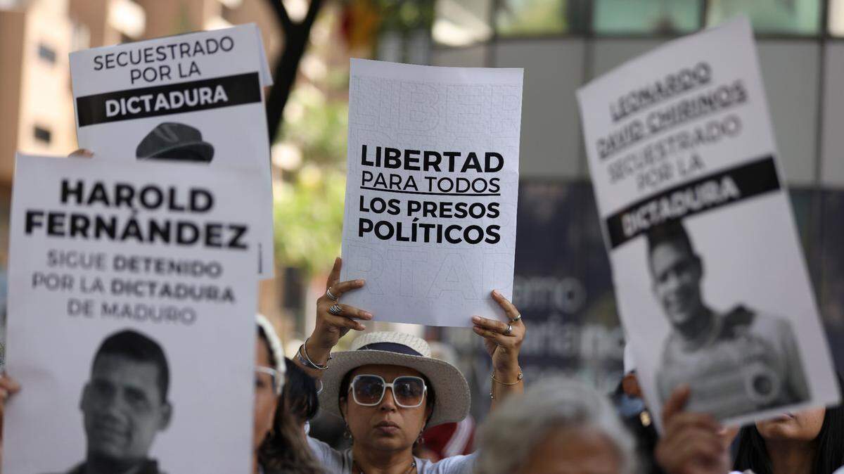 In this file photo, people protest for the release of political prisoners detained by Nicolás Maduro’s regime, in Caracas, Venezuela, on Oct. 18, 2024.