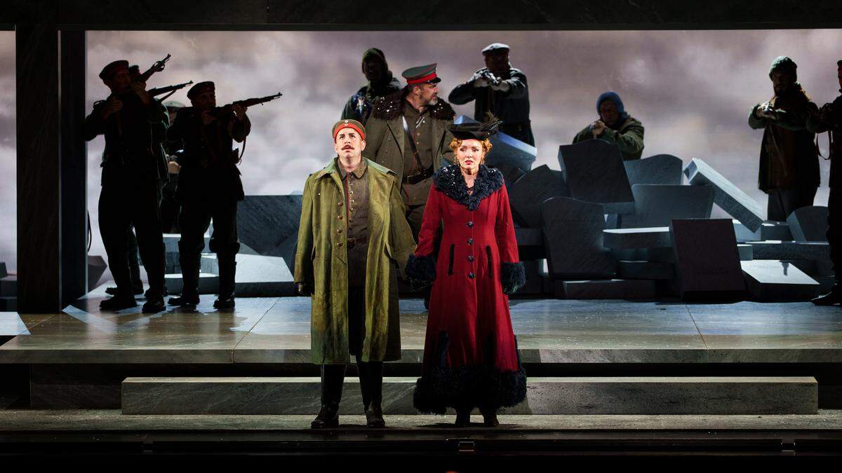  La soprano&nbsp;Sarah Joy Miller y el tenor Kameron Lopreore.&nbsp;