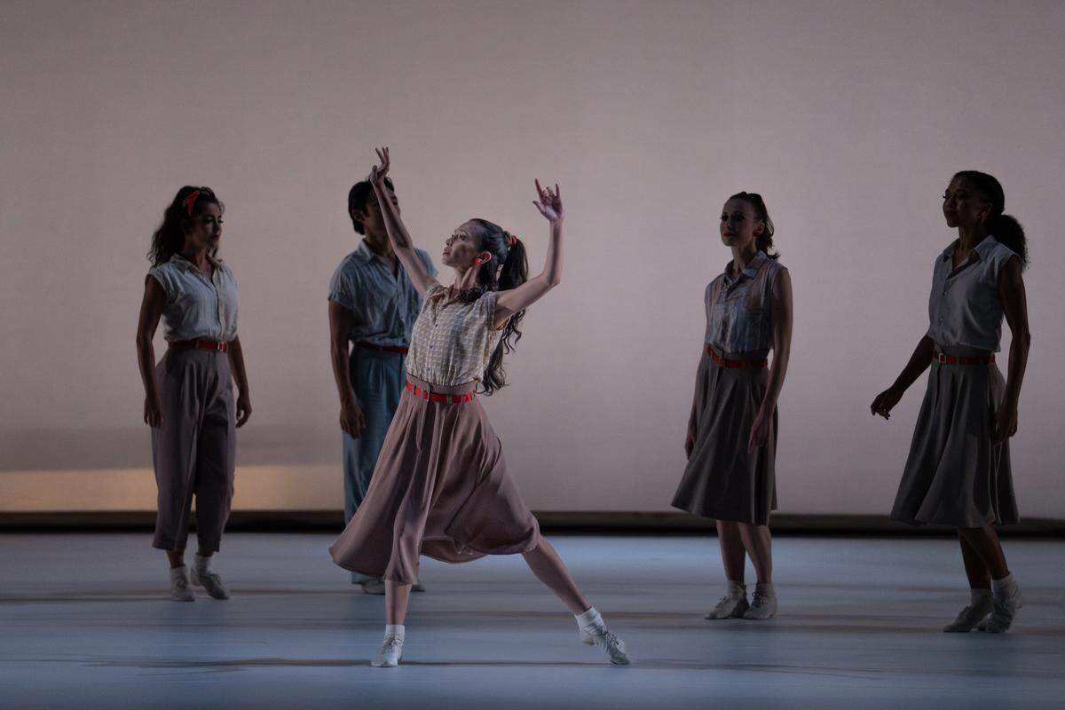 Macarena Giménez en “I Can Dream Can’t I?”, segmento del ballet “Company B”, coreografía de Paul Taylor.
