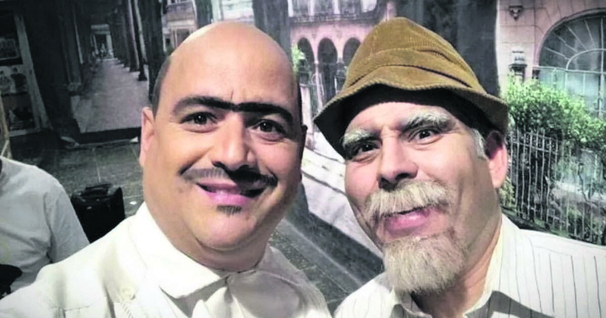Los humoristas Andy Vázquez, “Facundo”, y Luis Silva, Pánfilo, cuando estaban juntos en el programa de la televisión cubana ‘Vivir del Cuento’.