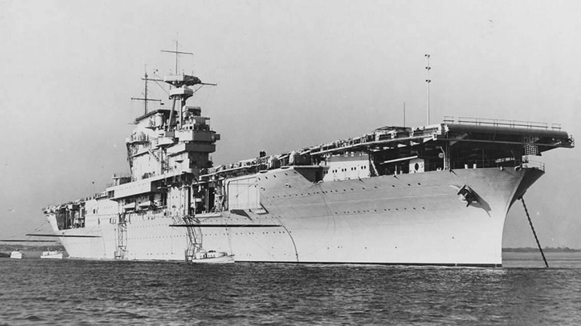 Yorktown estaba siendo remolado hacia Pearl Harbor para reparaciones cuando “el submarino japonés I-168 impactó al Yorktown dos veces en el lado de estribor”, según informó NOAA Ocean Exploration.