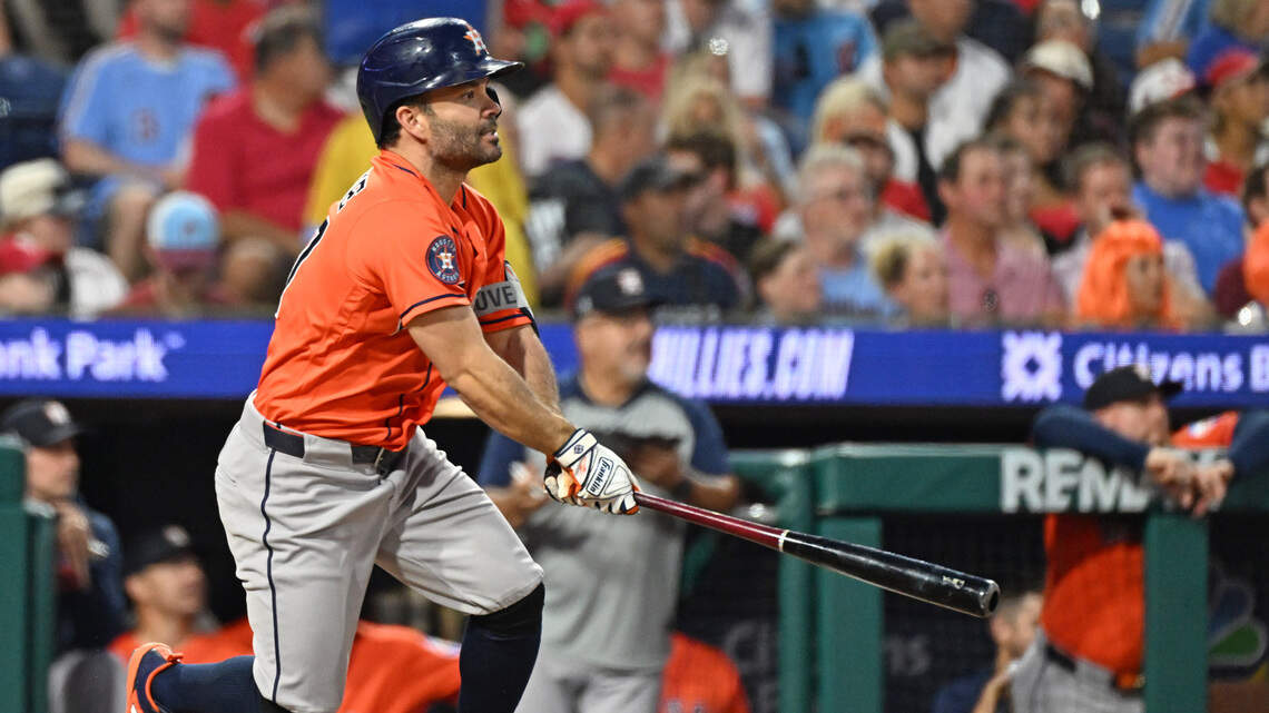 Venezolano José Altuve entra en la historia: alcanza los 2,500 hits y se coloca al lado de Ted Williams