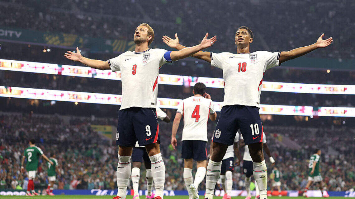 Inglaterra despierta a México de su sueño con un triunfo heroico y avanza a cuartos en el Mundial