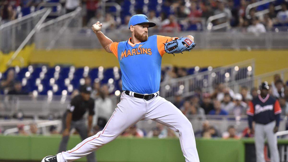 DAN STRAILY lanza contra los Bravos el 24 de agosto del 2018.