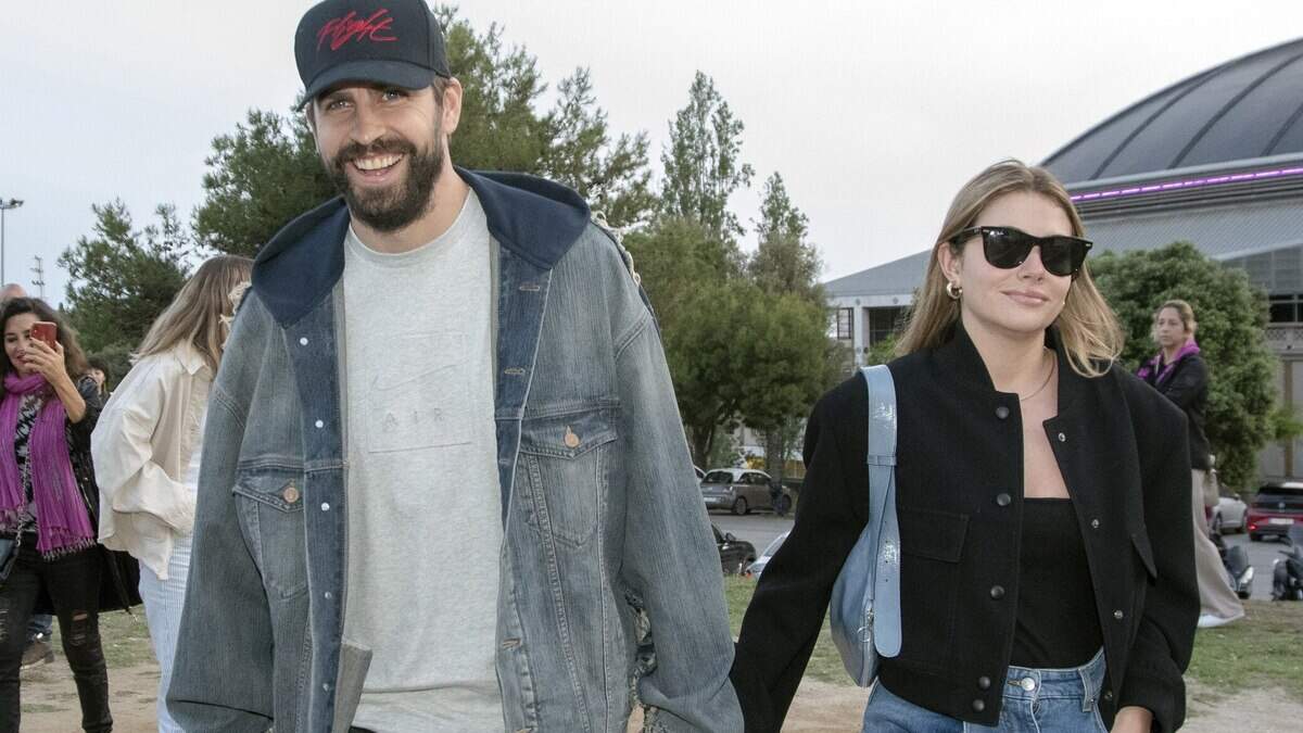 Gerard Piqué y Clara Chía llegando al último concierto de Coldplay en Barcelona.