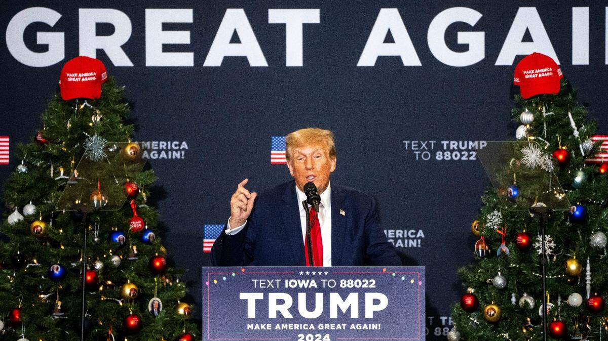  EL EXPRESIDENTE dijo, durante un mitin en New Hampshire el pasado sábado, que los inmigrantes indocumentados están “envenenando la sangre de nuestro país”.