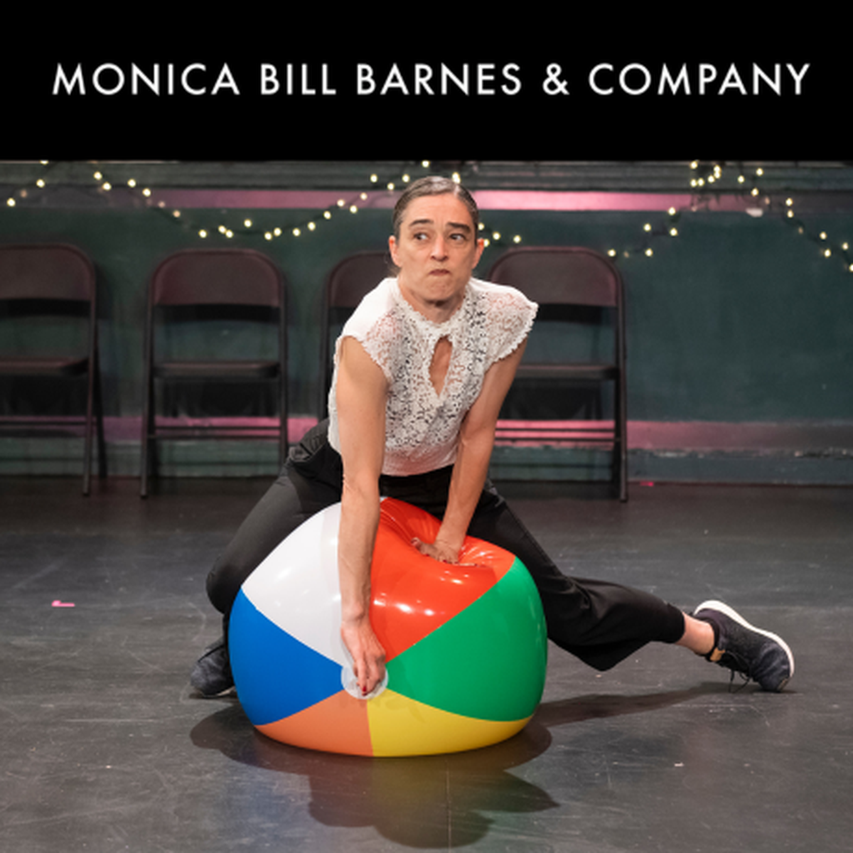 Monica y Robbie Saenz de Viteri combinan danza, narración y humor en The Moss Center. 
