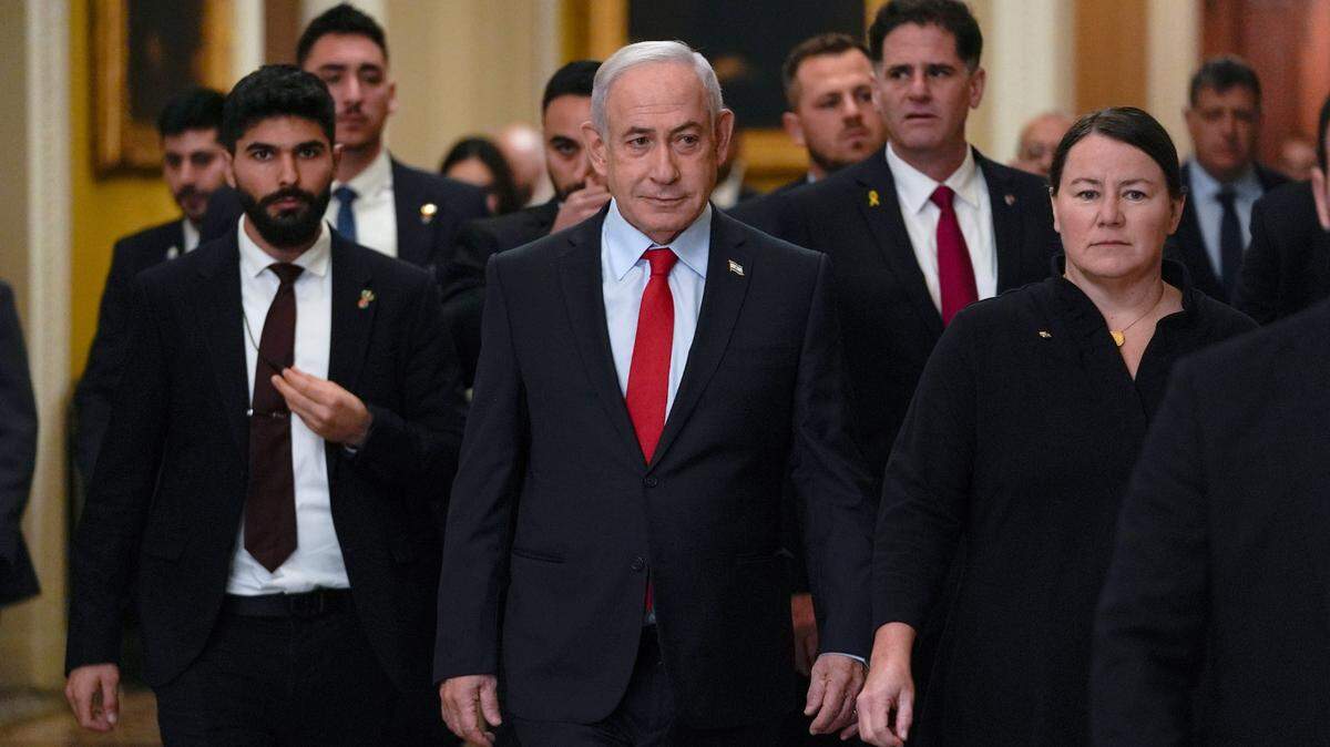 El primer ministro de Israel, Benjamin Netanyahu, visita el Senado en el Capitolio de Estados Unidos, Washington, DC, el jueves 6 de febrero de 2025.