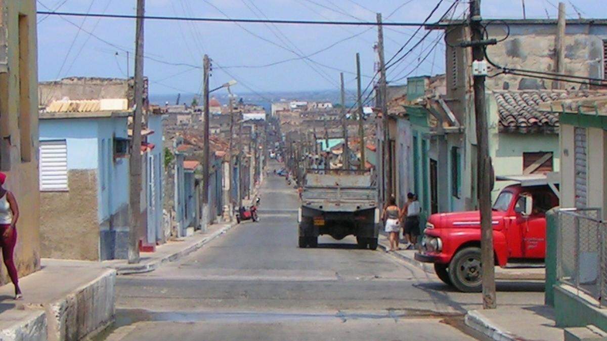 Imagen de archivo de una calle en Matanzas, Cuba. La provincia confirmó varios de chikungunya, una enfermedad que no se reportaba desde 2015 en la isla.