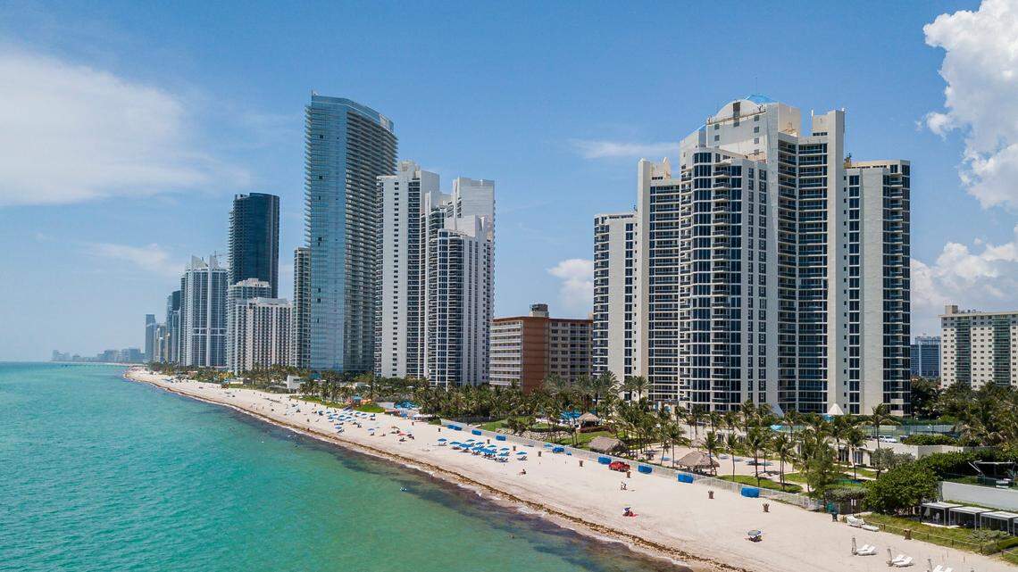 As Biden targets Russian assets over Ukraine, elite money remains parked on Florida shores