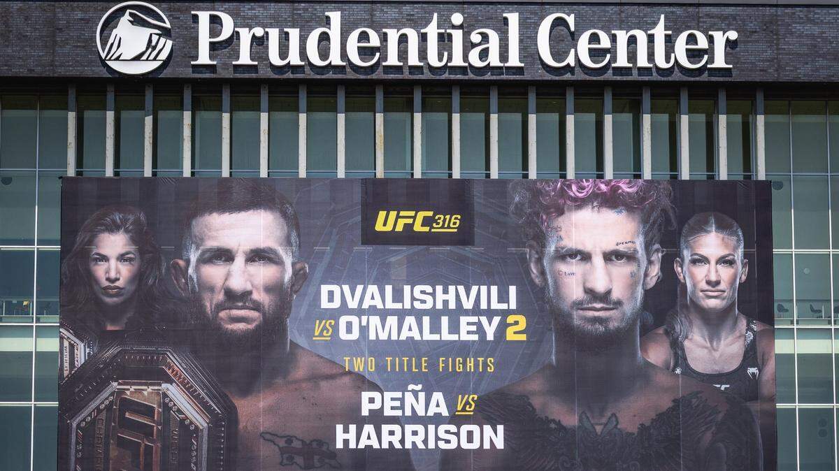 Sean O’Malley (der.) y el imparable Merab Dvalishvili se medirán el sábado 7 de junio en Newark, Nueva Jersey.