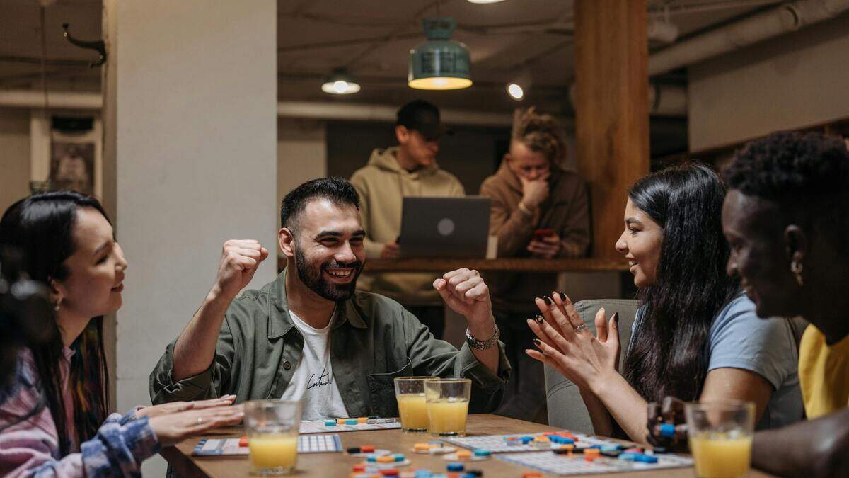 El 72% de “millennials” prefiere juntarse para jugar a juegos de mesa físicos, en vez de escoger videojuegos en sus encuentros presenciales.