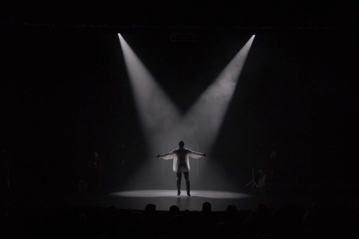 Rafael Ramírez como Antonio Gades en “Crónica de un Suceso”. 
