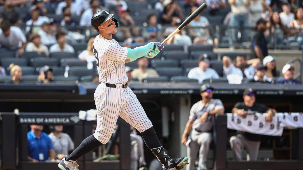 Aaron Judge ha sobrepasado los 50 jonrones en tres temporadas y hasta el día de hoy al contar con 51 faltando un mes de temporada tiene la posibilidad de superar por segunda ocasión los 60 vuelacercas con los Yankees de Nueva York.