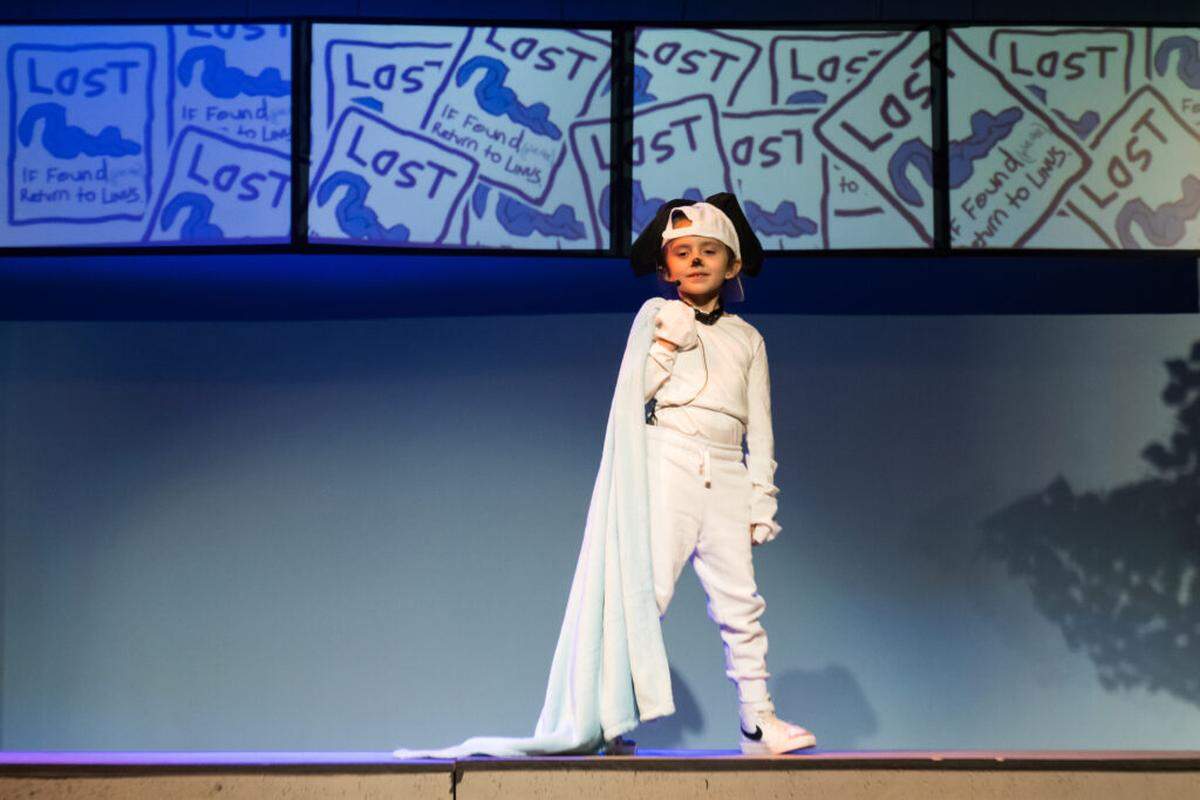 Ivy Rose Linares es una de las veinte estudiantes de la Escuela Charter del Miami Children’s Museum que interpretarán el papel de Snoopy.