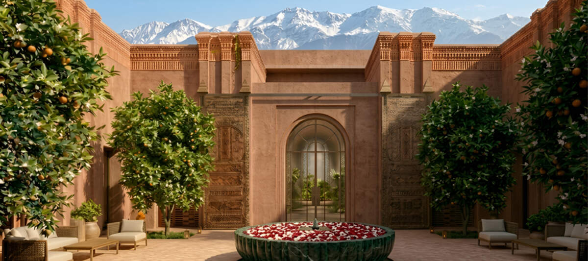 Ya se encuentra en marcha la construcción de un pequeño hotel de lujo de 37 suites, inspirado en la artesanía marroquí y las tradiciones bereberes.