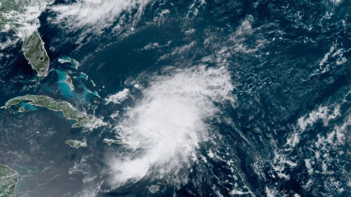 Emiten vigilancia de tormenta para costa de Florida, Isaías podría convertirse en huracán