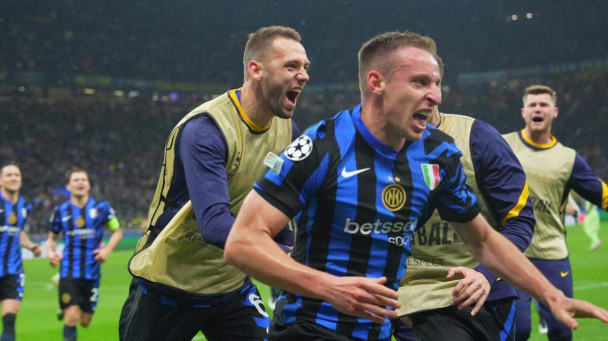 Un gol de Davide Frattesi en la prórroga dio al Inter de Milán el billete a la final de la Liga de Campeones, este martes con una victoria 4-3 sobre el Barcelona en la prórroga de la vuelta de semifinales, después del empate 3-3 de la ida.