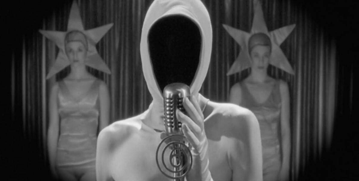 O Cinema South Beach proyecta el drama futurista argentino ‘La Antena’ (2007) .