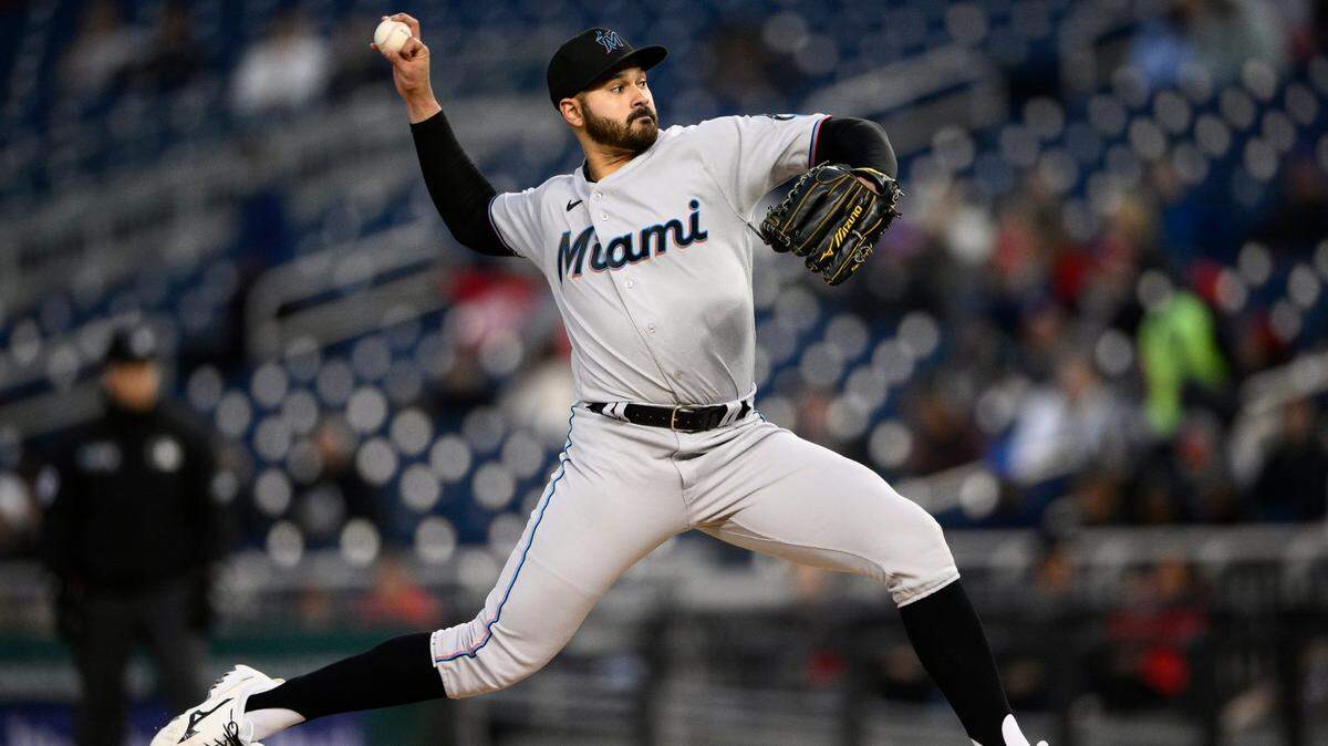 El abridor de los Marlins Pablo López lanzó seis entradas y permitió tres hits a la tanda de los Nacionales, el 27 de abril de 2022 en Washington.