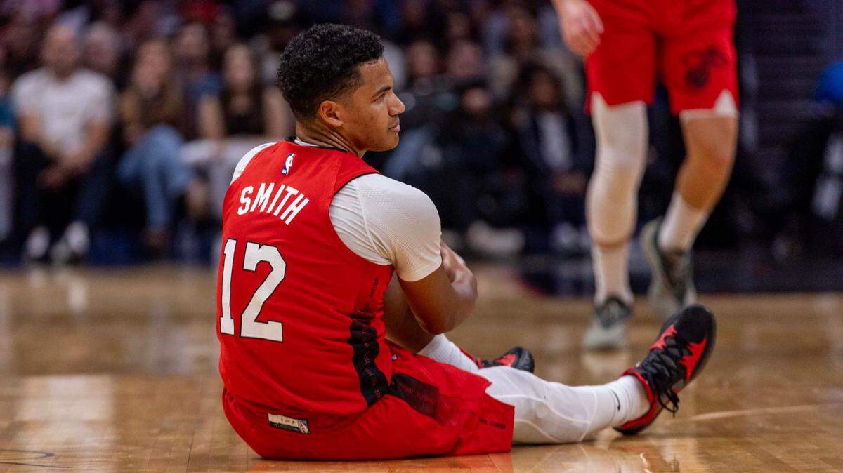 El escolta Dru Smith se enteró el martes que sufrió una rotura del tendón de Aquiles que le puso fin a su temporada con el Heat.