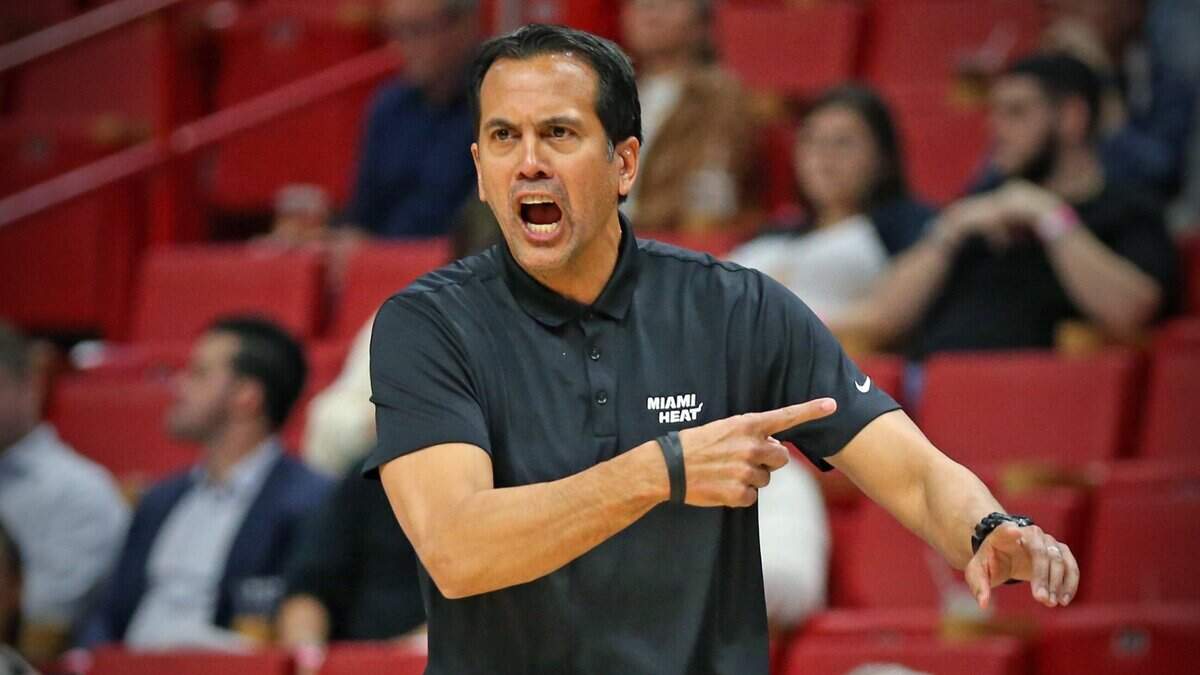Erik Spoelstra entrenará al equipo de Kevin Durant en el Juego de las Estrellas mientras que el coach de los Suns de Phoenix, Monty Williams, dirigirá al de LeBron James. 