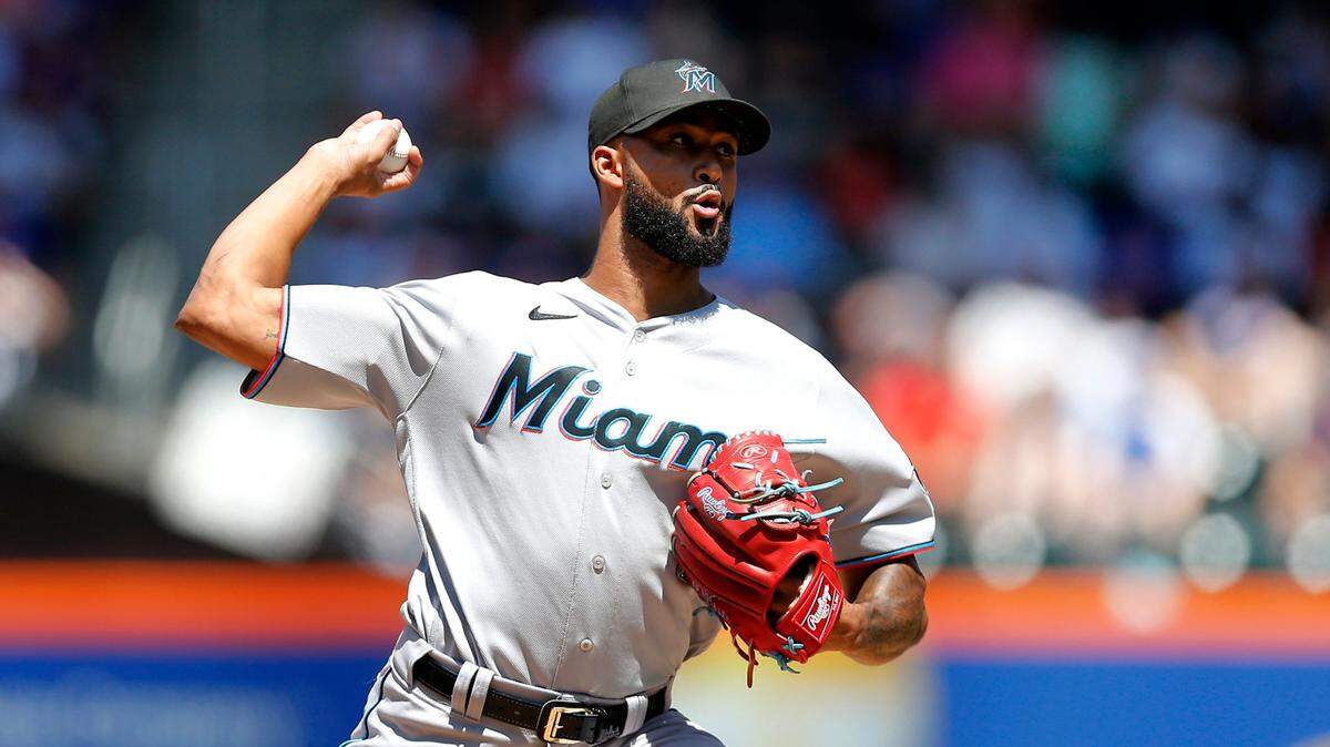 Después de otra soberbia actuación el domingo ante los Mets, Sandy Alcántata recibió una noticia que, no por esperada, lo ratifica como uno de los mejores lanzadores de Grandes Ligas. El derecho dominicano fue escogido oficialmente para participar en el equipo de la Liga Nacional en el Juego de las Estrellas, que tendrá lugar el 19 de Julio en Los Angeles.