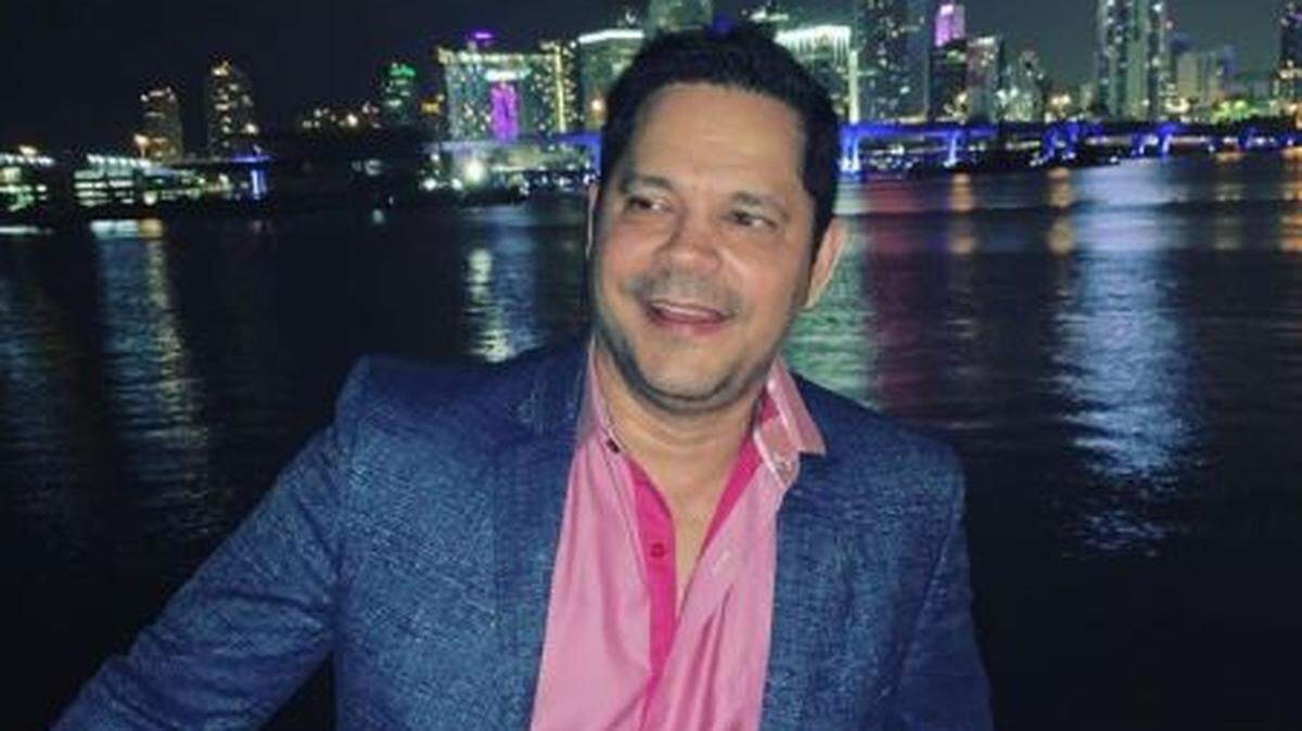 Rey Ruiz es la imagen de la emisora Salsa 106.3FM