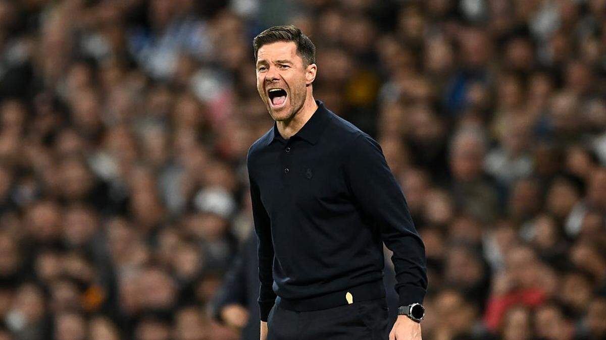 Xabi Alonso deja al Real Madrid  en el segundo puesto en la liga española a cuatro puntos del Barcelona, mientras que en la Champions es séptimo a falta de dos jornadas, por lo que se clasificaría de manera directa para octavos en la penúltima plaza.