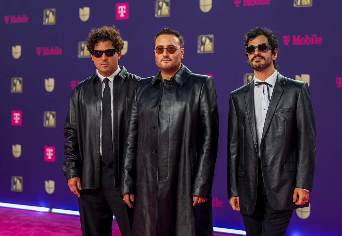 La agrupación mexicana Reik llega a la alfombra magenta de Premio Lo Nuestro 2025, en el Kaseya Center de Miami, este jueves 20 de febrero de 2025.