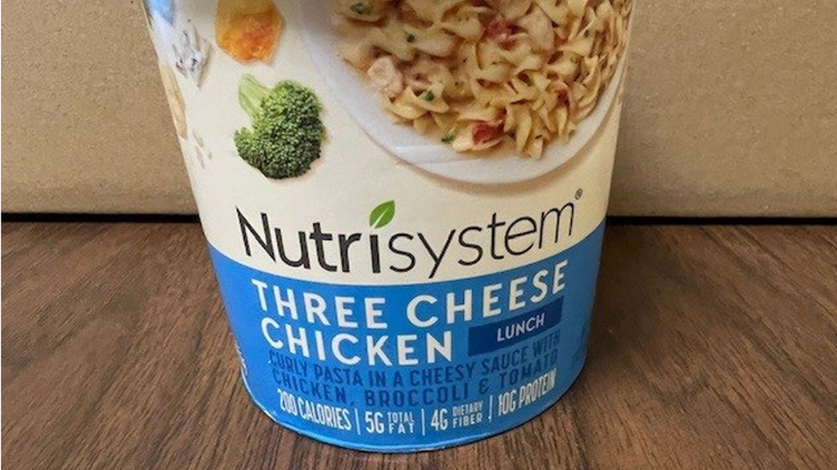 El producto Three Cheese Chicken, de Nutrisystem, apareció en la última actualización de la larga lista de alimentos a base de pollo, pavo y carne que se ordenó recoger por problemas relacionados con listeria. 