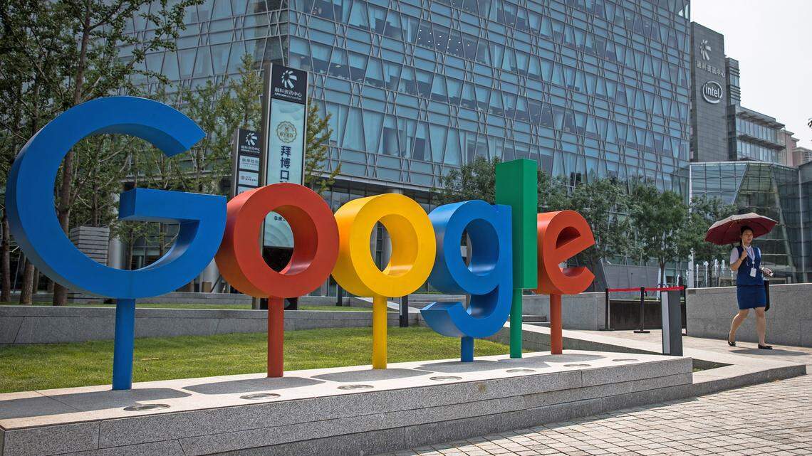 El gigante tecnológico Google planea relanzar su motor de búsqueda en China con resultados censurados para cumplir con los requisitos de las autoridades de este país, según la publicación electrónica The Intercept, que cita documentos internos de la compañía.