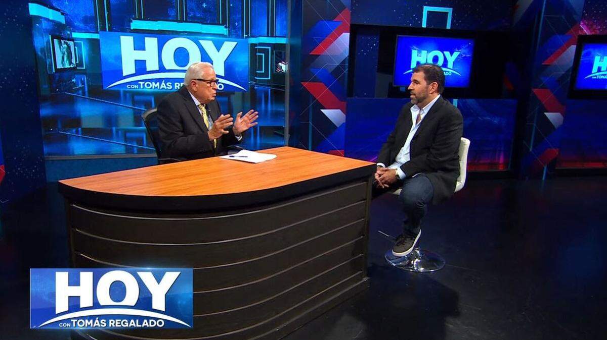 ‘Hoy con Tomás Regalado’ sale al aire los sábados y domingos.