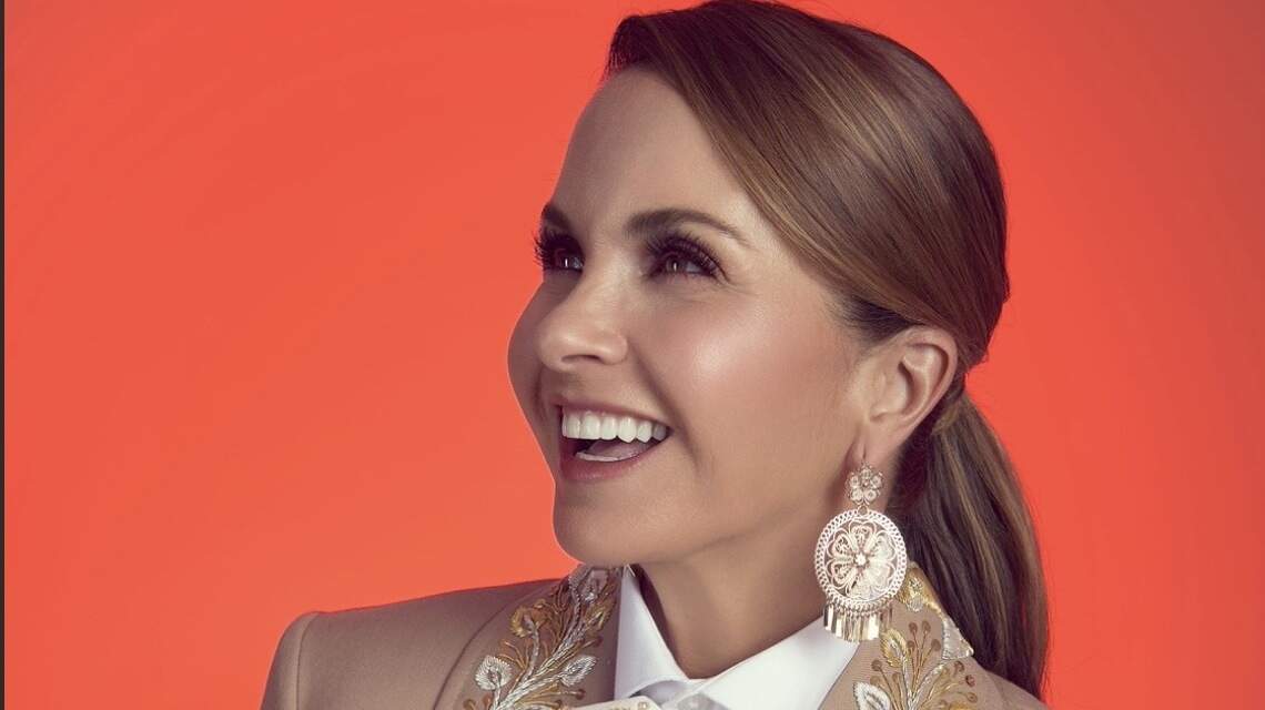 Lucero vuelve al ruedo internacional con la ranchera romántica “Fuertes declaraciones”