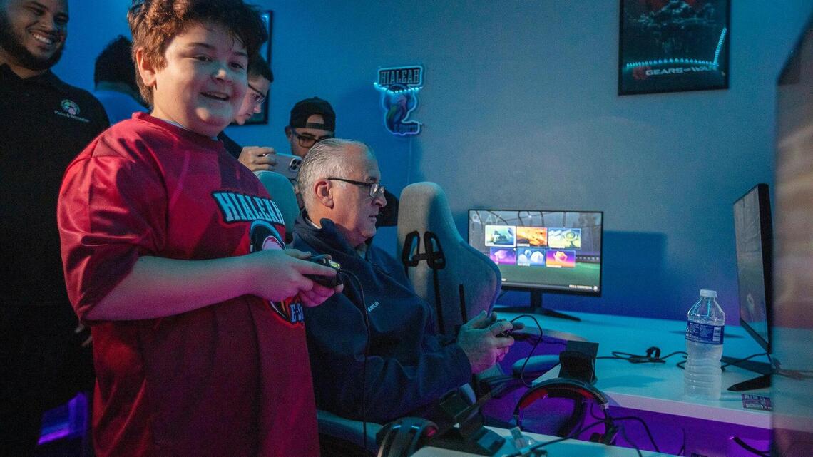Llega la innovación a Hialeah. Instalan primer salón de deportes electrónicos totalmente gratis