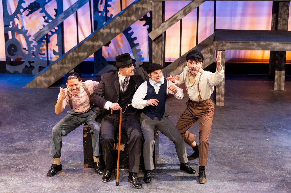 New World School of the Arts regresa con la obra 'Magic to do' dirigida por el decano de teatro,&nbsp;Patrice Bailey en el Miami Dade County Auditorium.